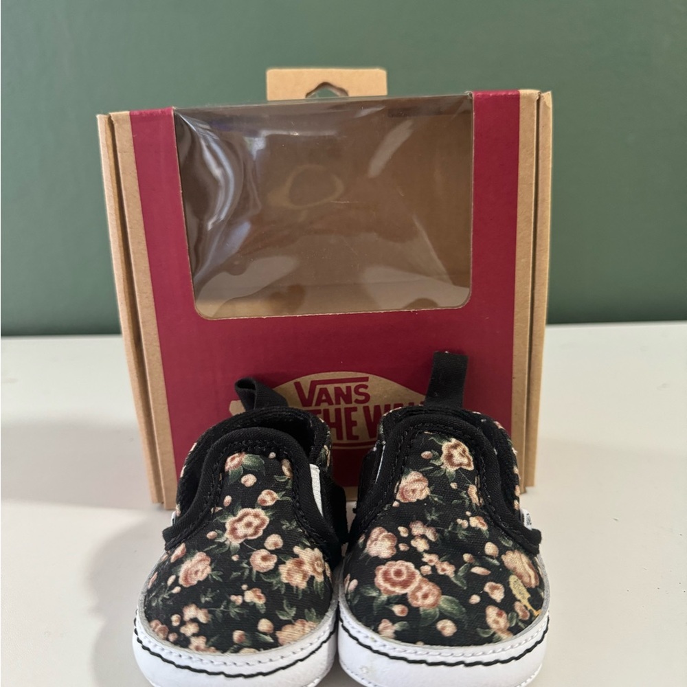 Vans slip on v crib size 1 rose dreams black/white